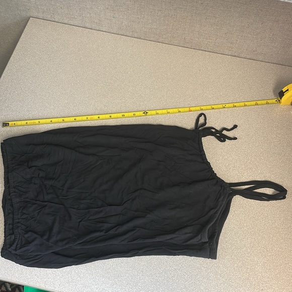 Black tank top - Picture 4 of 4